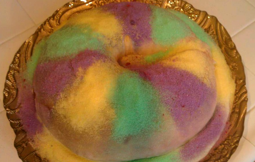Make a Kings Cake for Fat Tuesday