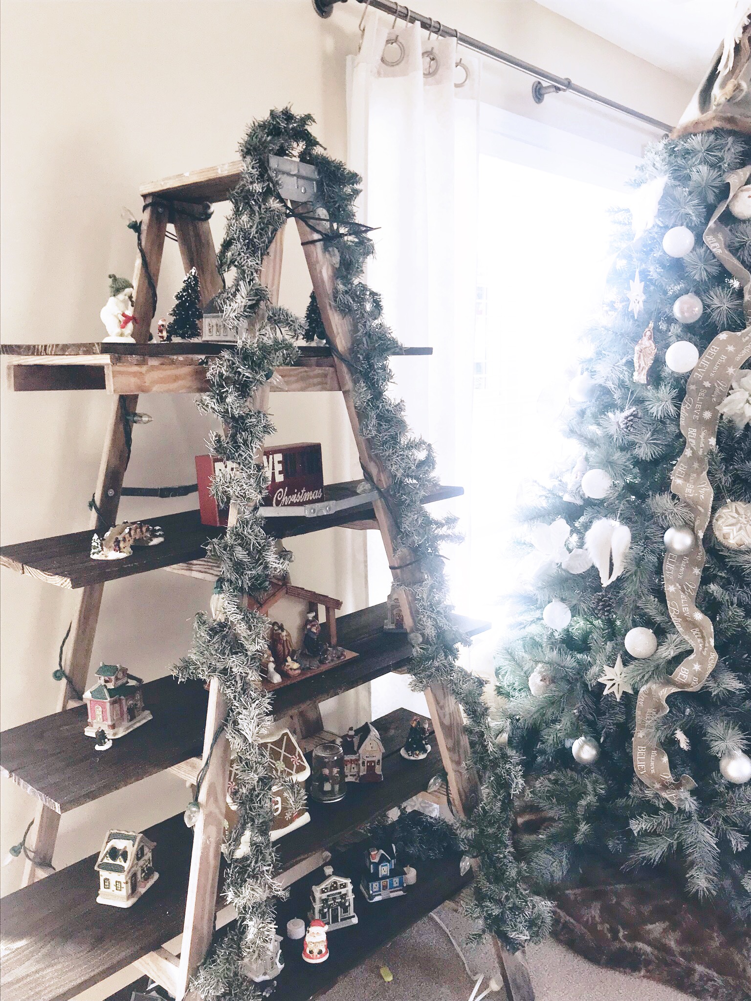 farmhouse christmas ladder tree