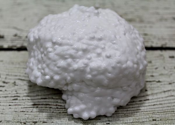 Snow Floam, DIY Floam sensory snow dough recipe
